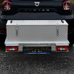 Heck-Pack Beleuchtungseinheiten, gro&szlig;e Leuchten f&uuml;r 1000 + 1200mm Hecktr&auml;ger Nicht pulverbeschichtet 13-polig