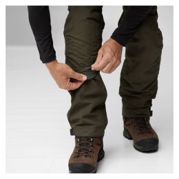 Fj&auml;llr&auml;ven Herren Hose Drev Hybrid Dark Olive 48/S