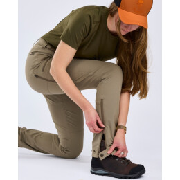 Pinewood Damen Hose Abisko Light Stretch Mole Brown 42