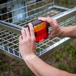 Berger &amp; Schr&ouml;ter Hecktr&auml;gerbeleuchtung Funk LED mit Li-Ion Akku