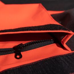 Kruedener Hundef&uuml;hrer-/ Durchgehjacke warnrot/braun Funktasche herzseitig 52/54