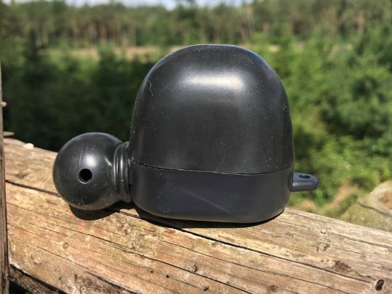 Blatter und Lockinstrumente für die Blattjagd