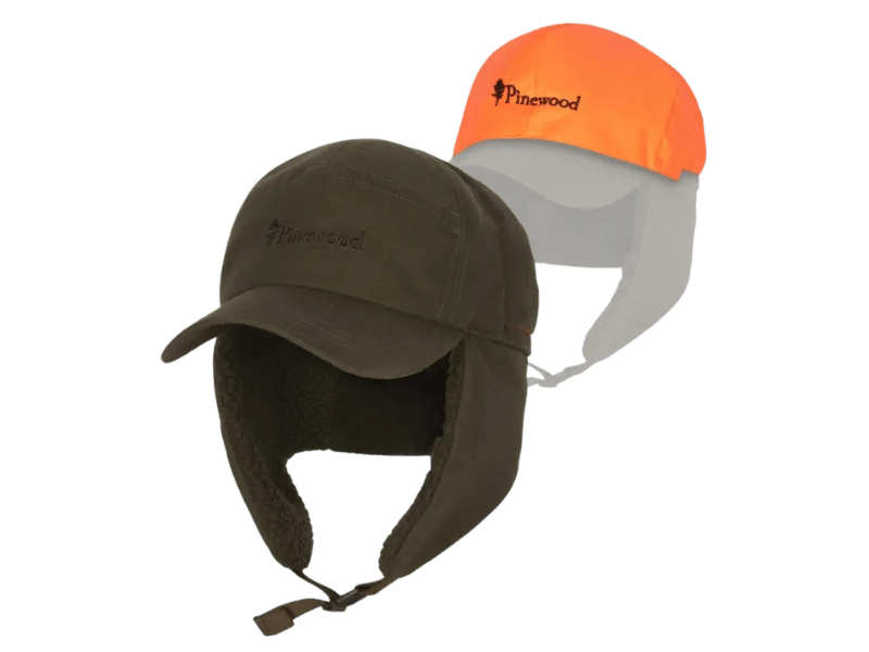 Pinewood Småland Teddy Winter Cap mit Signalorange und Ohrklappen